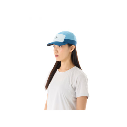 Distance Hat | Black Diamond Trending