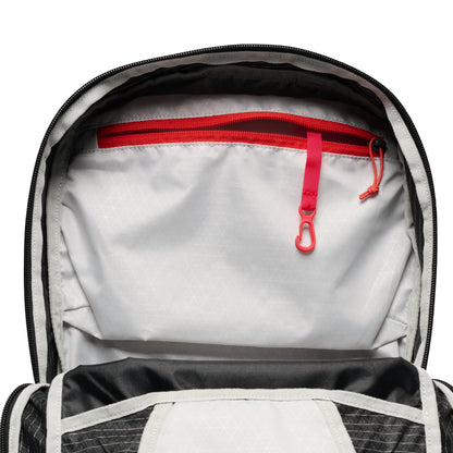 Pursuit 25 Backpack | Black Diamond Exclusive